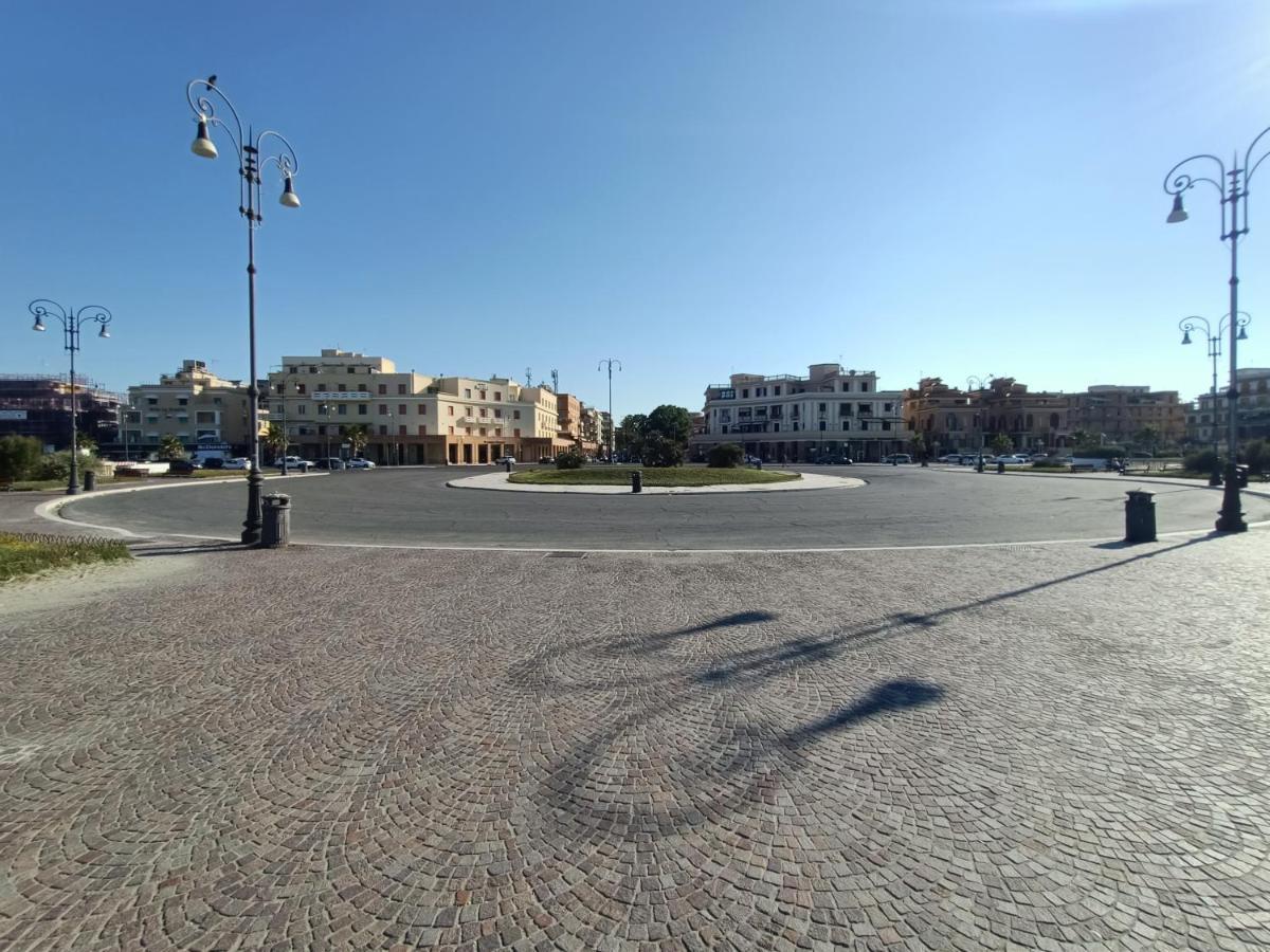 Come A Casa Pretty Apartment Lido di Ostia Luaran gambar