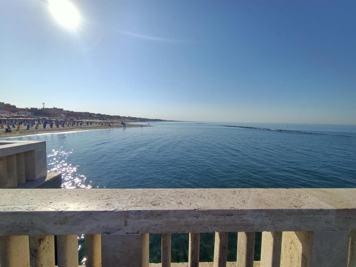 Come A Casa Pretty Apartment Lido di Ostia Luaran gambar