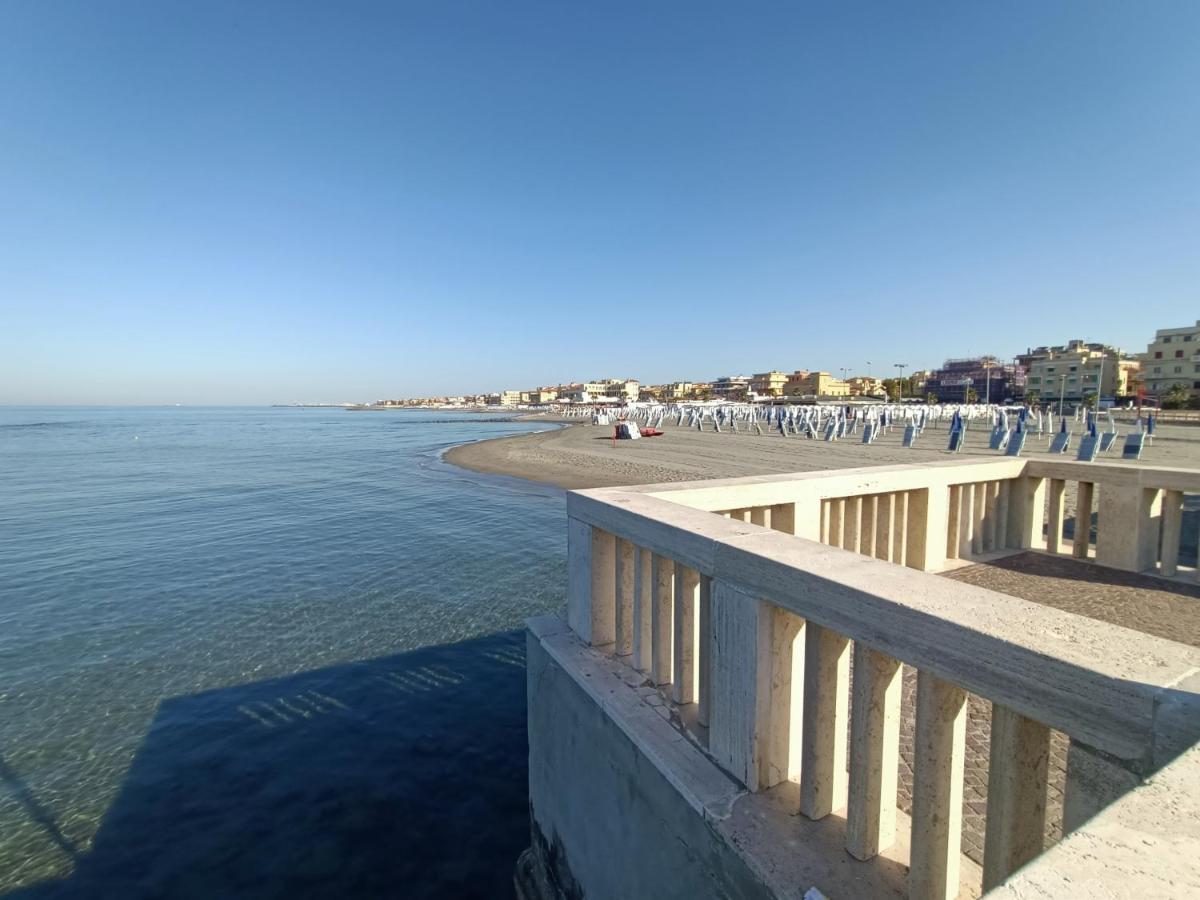 Come A Casa Pretty Apartment Lido di Ostia Luaran gambar